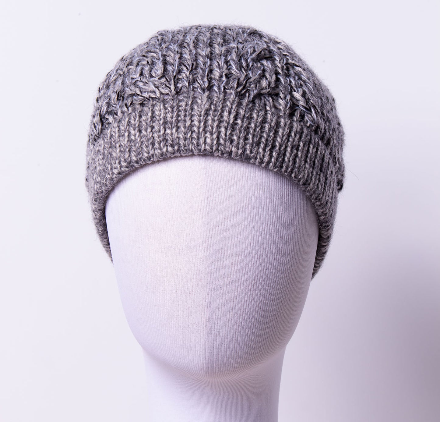 Pebbled Gray/Black Scorpius Hat