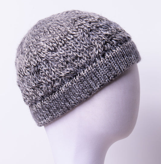 Pebbled Black/Gray Scorpius Hat