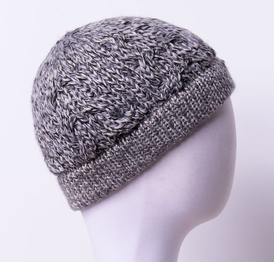 Pebbled Gray/Black Scorpius Hat